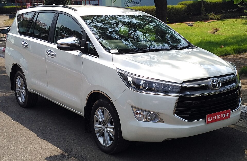 Toyota Innova on rent in Indore