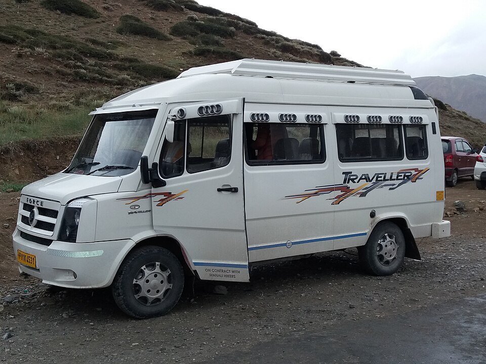 15 Seater Tempo Traveller on rent in Indore